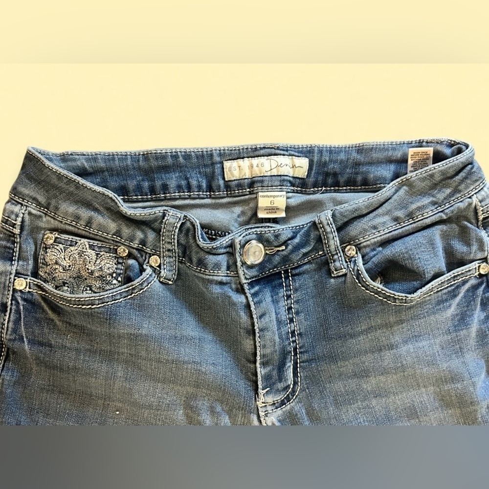 EST. 1946 Y2K Embellished Bootcut Jeans✨Size 6 - Picture 3 of 4